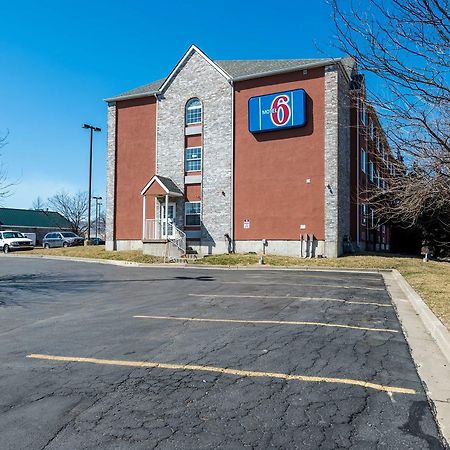 Motel 6-Olathe, Ks Buitenkant foto