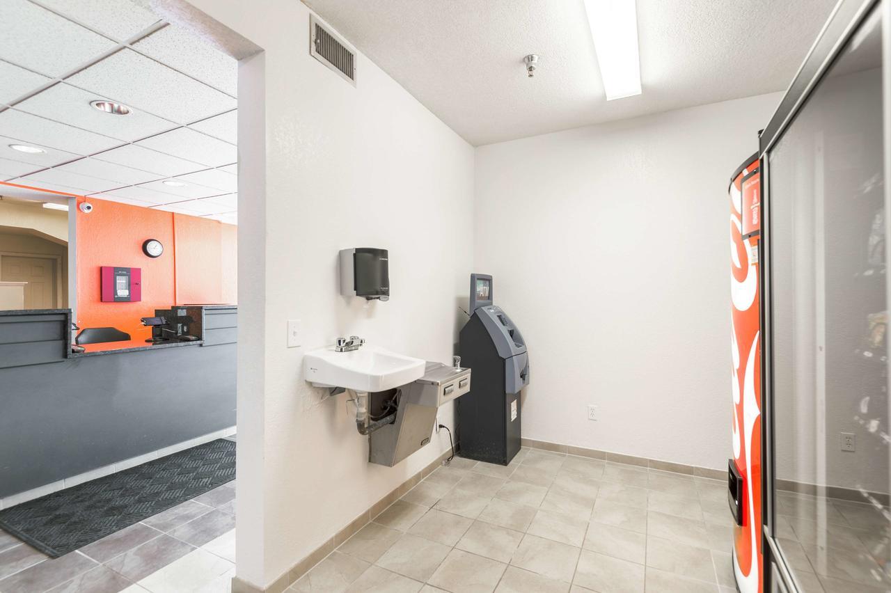 Motel 6-Olathe, Ks Buitenkant foto